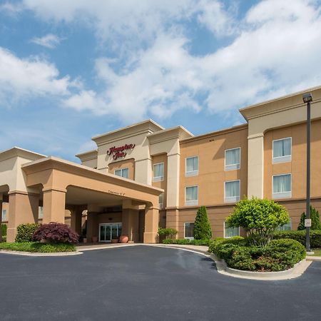 Hampton Inn Ийсли Екстериор снимка